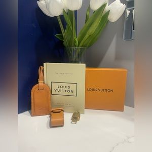 Louis Vuitton Bundle